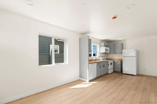 3546-3552 47th St, San Diego, CA 92105