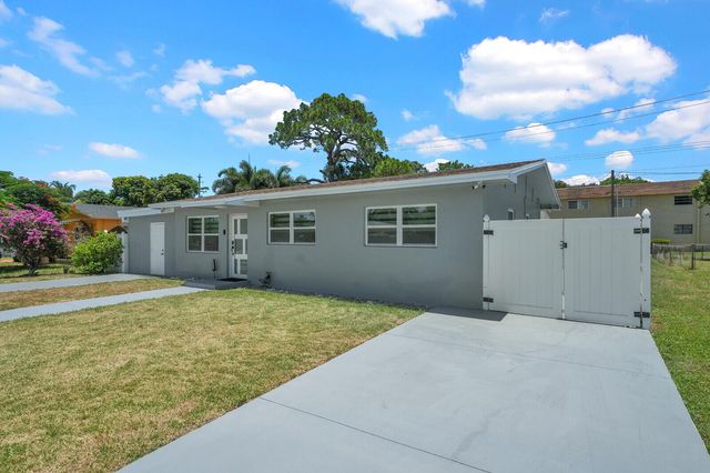 1134 S RIDGE Street, Lake Worth Beach, FL 33460