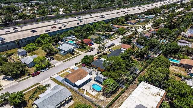 1134 S RIDGE Street, Lake Worth Beach, FL 33460