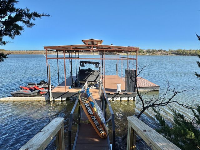 349 Northridge Drive, Gainesville, TX 76240