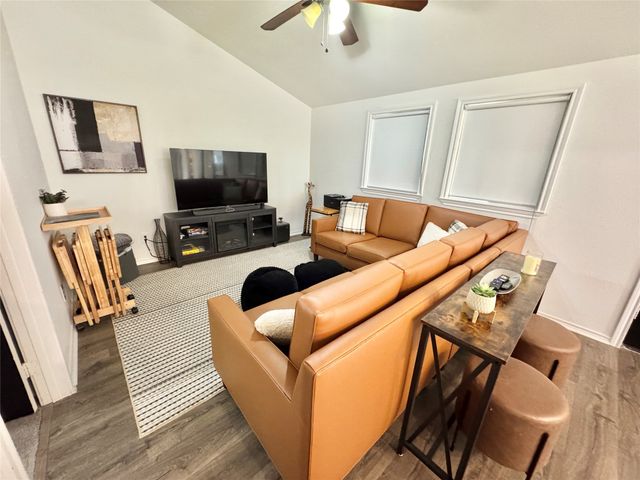 349 Northridge Drive, Gainesville, TX 76240