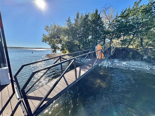 349 Northridge Drive, Gainesville, TX 76240