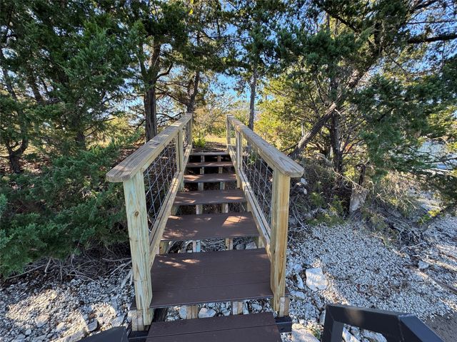 349 Northridge Drive, Gainesville, TX 76240