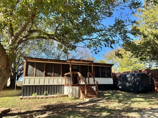 349 Northridge Drive, Gainesville, TX 76240