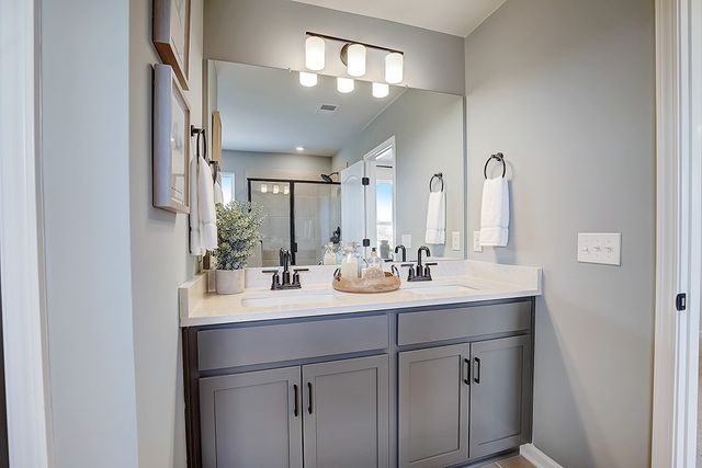 5402 Dunbar Dr, Old Hickory, TN 37138