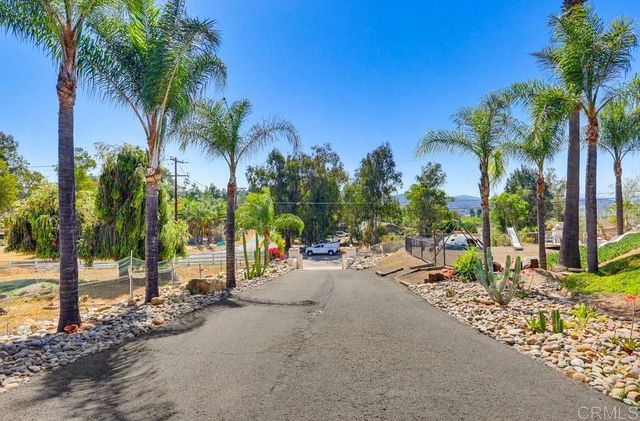 11115 Pinehurst Drive, Lakeside, CA 92040