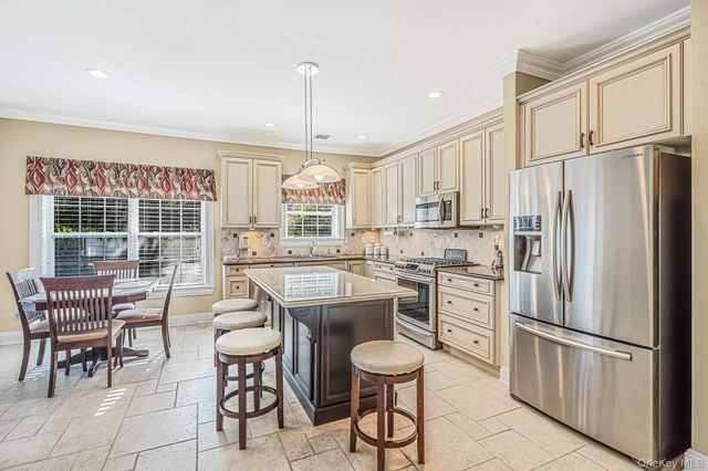 29 Golden Spruce Drive, Calverton, NY 11933