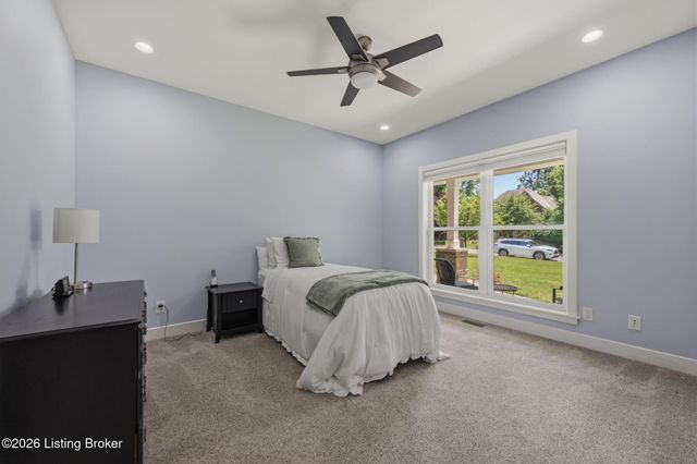 1118 Cave Run Ln, Elizabethtown, KY 42701