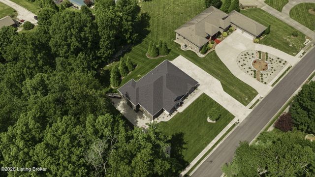 1118 Cave Run Ln, Elizabethtown, KY 42701