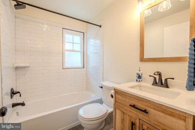 1336 WARREN AVE, Havertown, PA 19083
