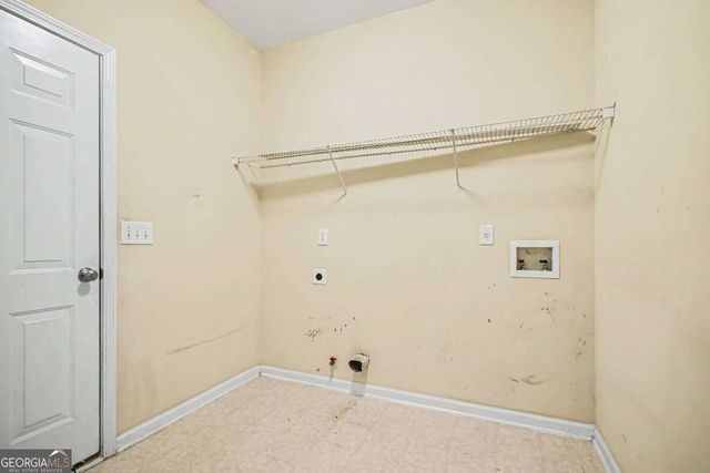 925 Liberty Ives Drive, Auburn, GA 30011