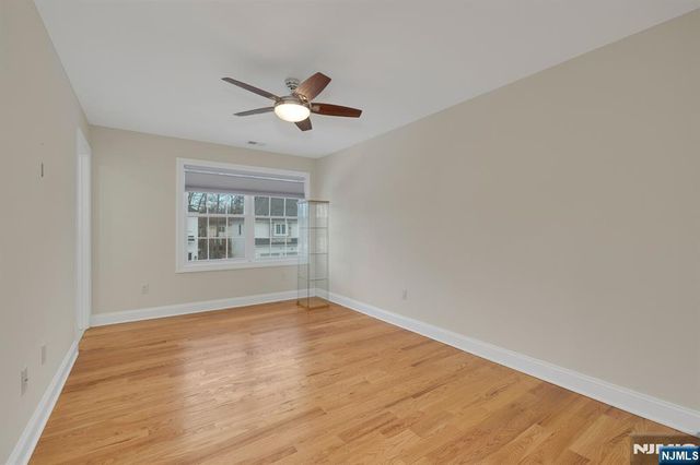 2 Maddie Court, Woodbridge, NJ 07067