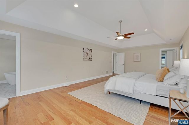 2 Maddie Court, Woodbridge, NJ 07067