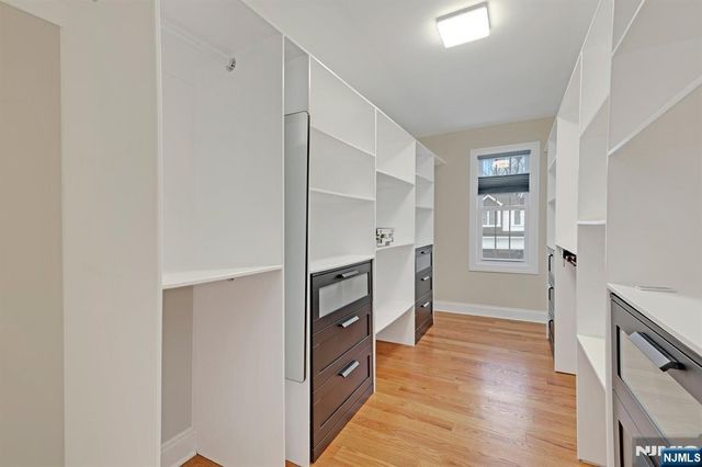 2 Maddie Court, Woodbridge, NJ 07067