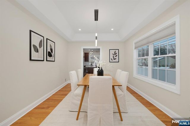 2 Maddie Court, Woodbridge, NJ 07067