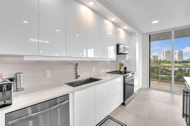 20191 E Country Club Dr 601, Aventura, FL 33180
