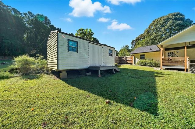 107 Douglas SE Drive, Mableton, GA 30126