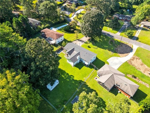 107 Douglas SE Drive, Mableton, GA 30126