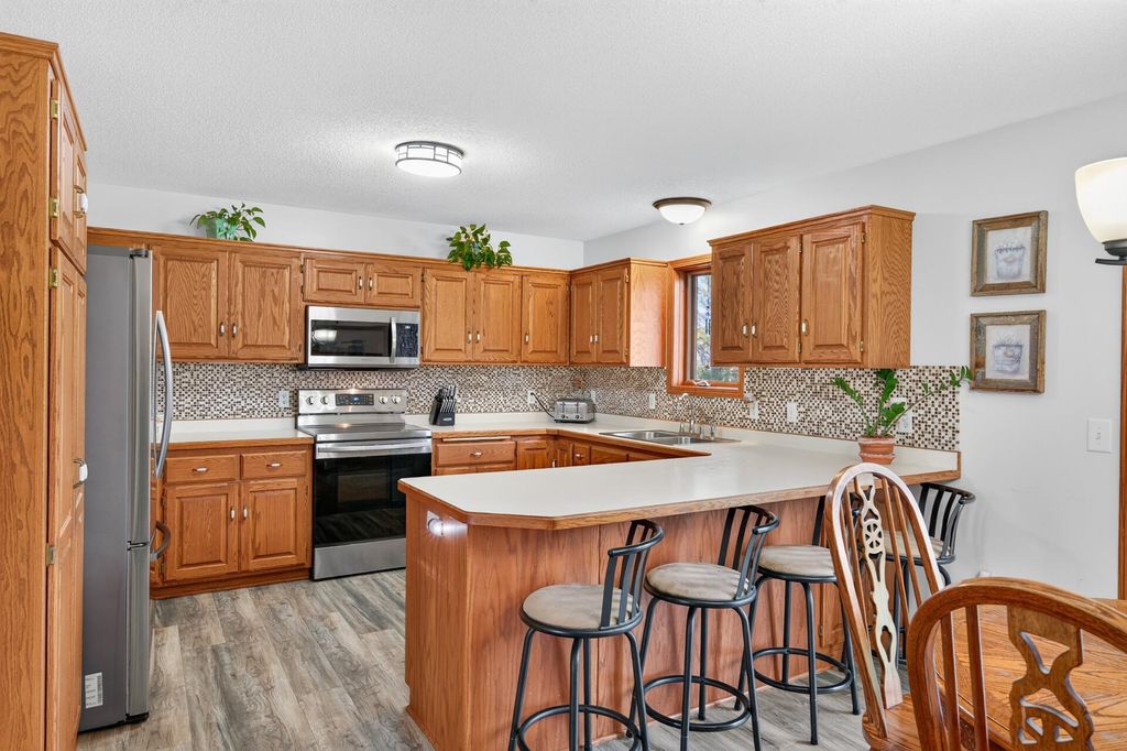 13640 Nester Court, Lindstrom, MN 55045 — photo 5