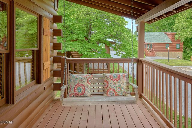 264 Moose Ridge Way, Pigeon Forge, TN 37863