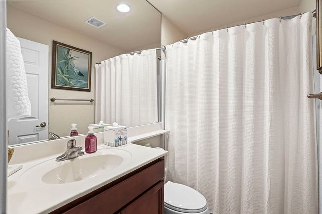 32 Ipanema Way, Fort Pierce, FL 34951