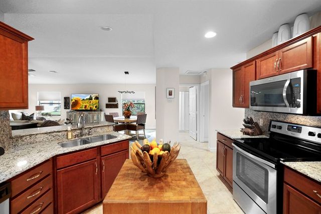 32 Ipanema Way, Fort Pierce, FL 34951