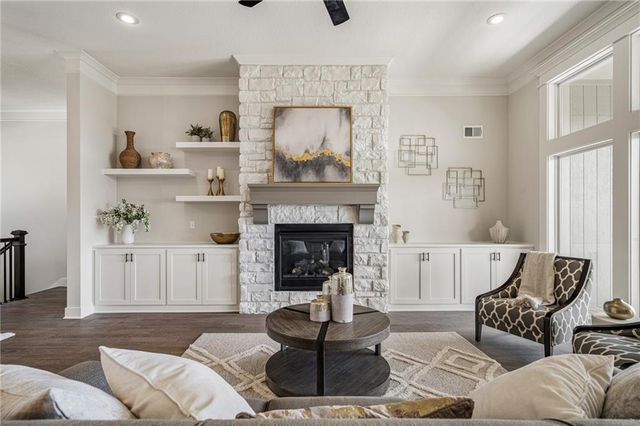 2372 W Wabash Street, Olathe, KS 66061