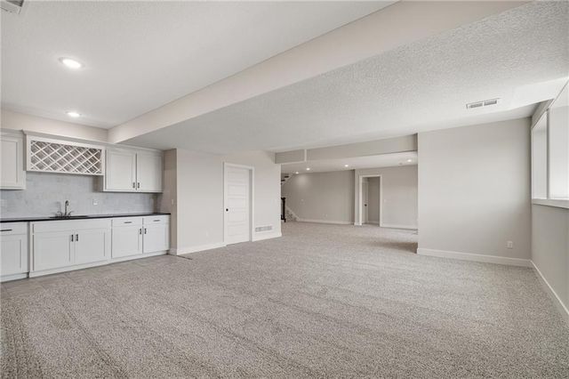 2372 W Wabash Street, Olathe, KS 66061