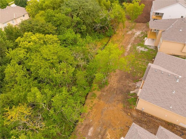 2372 W Wabash Street, Olathe, KS 66061