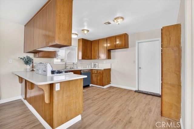 10401 Victor, Hesperia, CA 92345