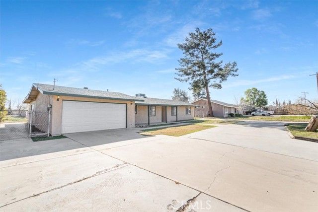 10401 Victor, Hesperia, CA 92345