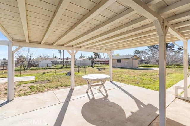 10401 Victor, Hesperia, CA 92345