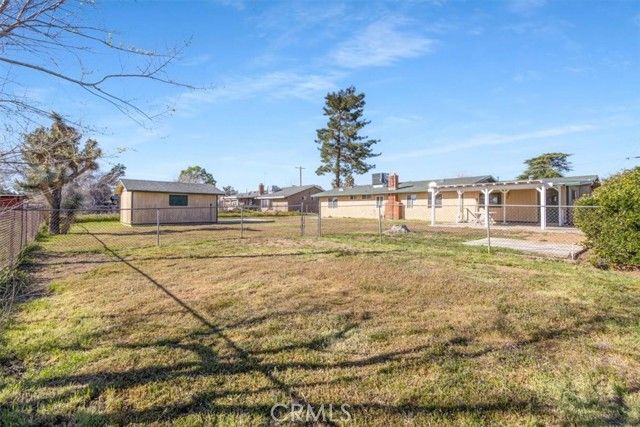 10401 Victor, Hesperia, CA 92345