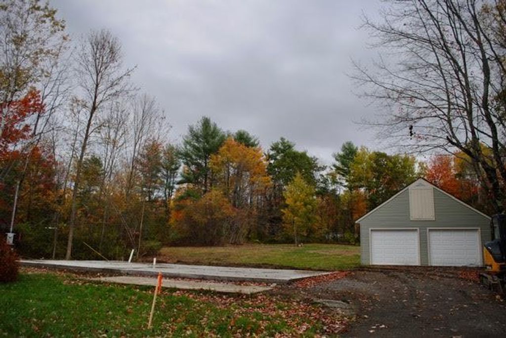 13 Aspen Drive, Sabattus, ME 04280 — photo 4