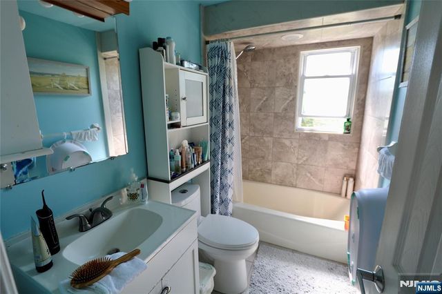 47 Van Dyke Street 2, Wallington, NJ 07057