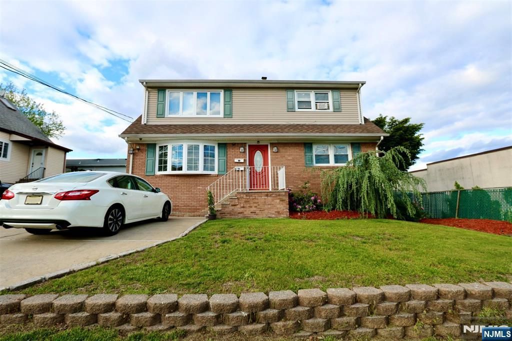 47 Van Dyke Street 2, Wallington, NJ 07057