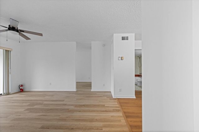 1113 Green Pine Boulevard C2, West Palm Beach, FL 33409