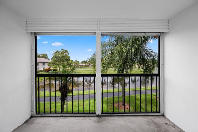 1113 Green Pine Boulevard C2, West Palm Beach, FL 33409