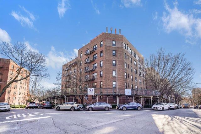 3840 Greystone Avenue 3I, Bronx, NY 10463