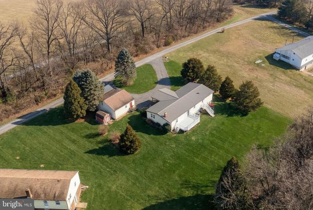 205 BUTTER RD, York, PA 17404