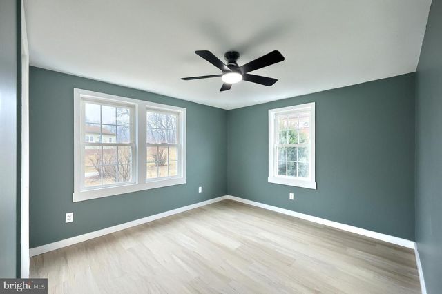 205 BUTTER RD, York, PA 17404