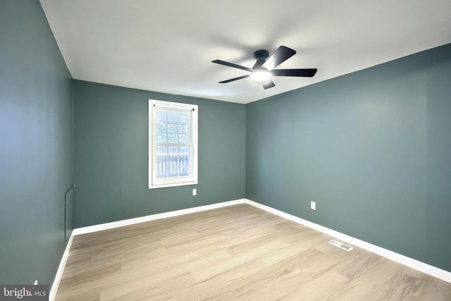 205 BUTTER RD, York, PA 17404