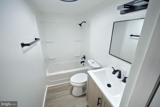 205 BUTTER RD, York, PA 17404