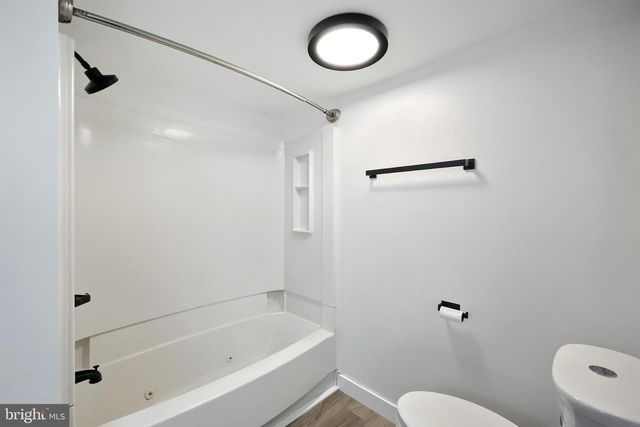 205 BUTTER RD, York, PA 17404