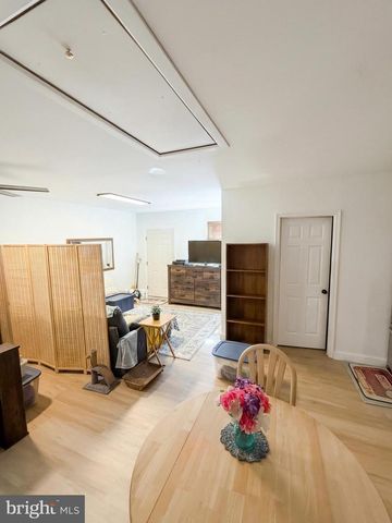 205 BUTTER RD, York, PA 17404