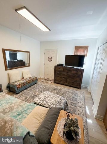 205 BUTTER RD, York, PA 17404