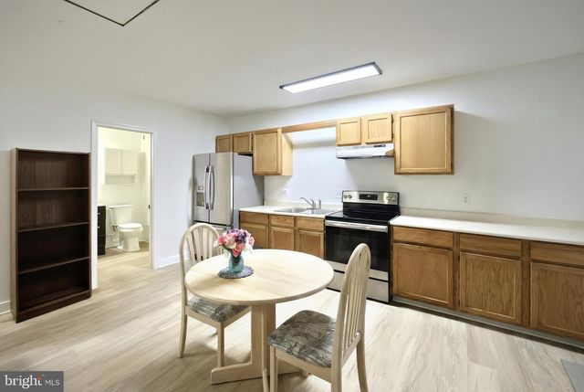 205 BUTTER RD, York, PA 17404