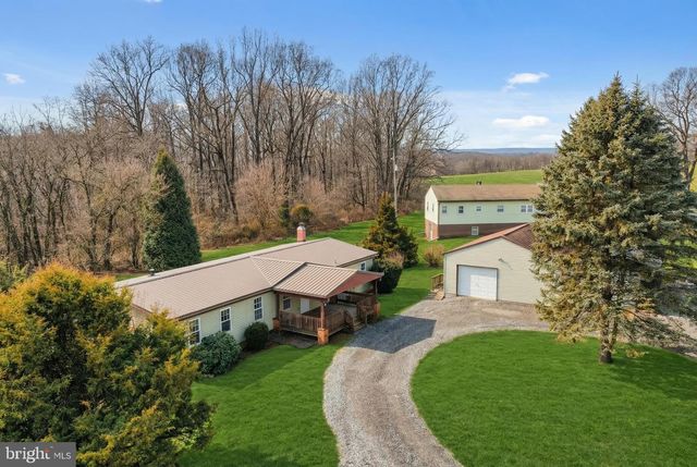 205 BUTTER RD, York, PA 17404