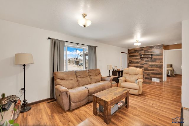 14814 RADAR HILL DR, Box Elder, SD 57719