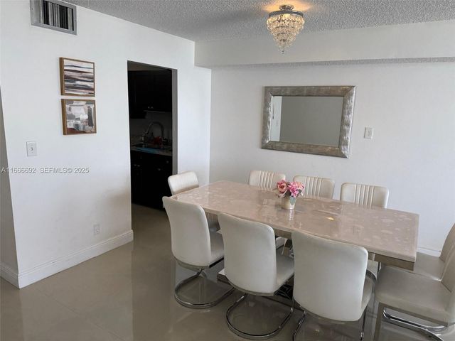 2201 S Ocean Drive 904, Hollywood, FL 33019